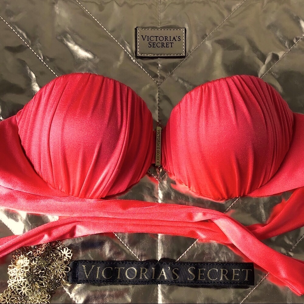 Victoria’s Secret Coral Shimmer Logo Bikini Top Size 32B